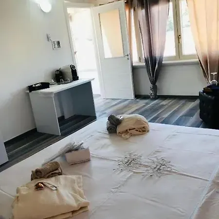 Apartment In Gallipoli With Sea View - 24 M² And Terrace شقة