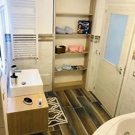 In With Sea View - 24 M² And Terrace *