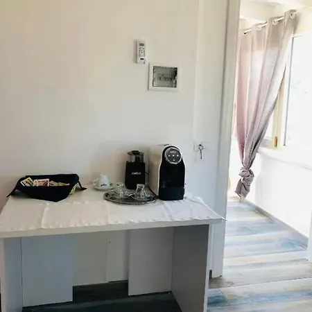 Apartment In Gallipoli With Sea View - 24 M² And Terrace شقة غالّيبولي