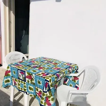 Apartment In Gallipoli With Sea View - 24 M² And Terrace غالّيبولي