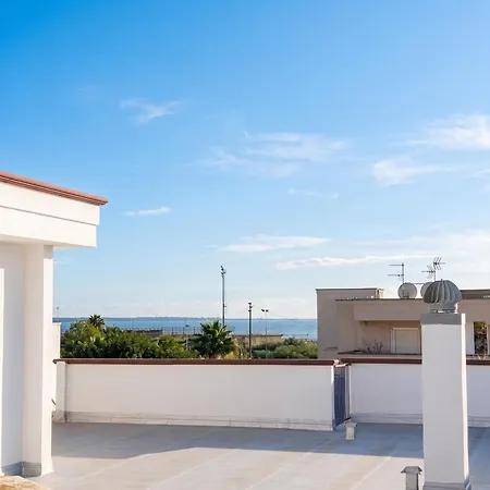 Апартаменты In With Sea View - 24 M² And Terrace Галлиполи