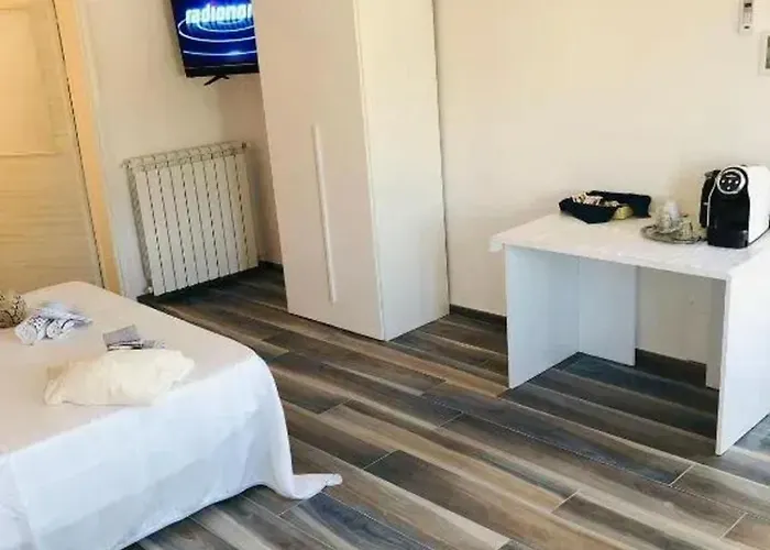 Apartment In With Sea View - 24 M² And Terrace